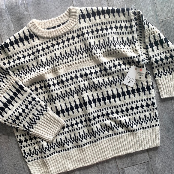 🔥🔥BILLABONG - OVERSIZED HEY BABE SWEATER🔥 - Picture 3 of 7